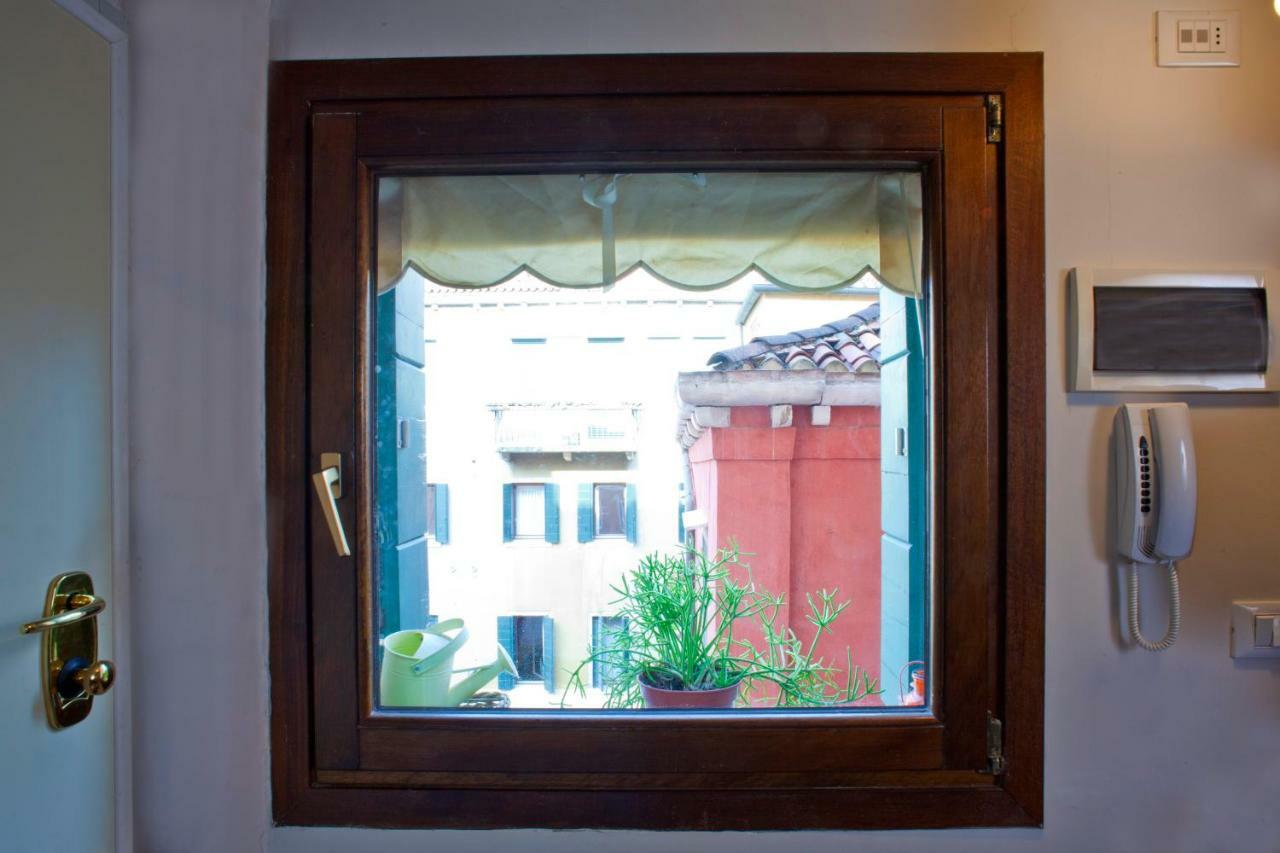 Al Mezzanino, Palazzo Torniello Apartment Veneţia Exterior foto