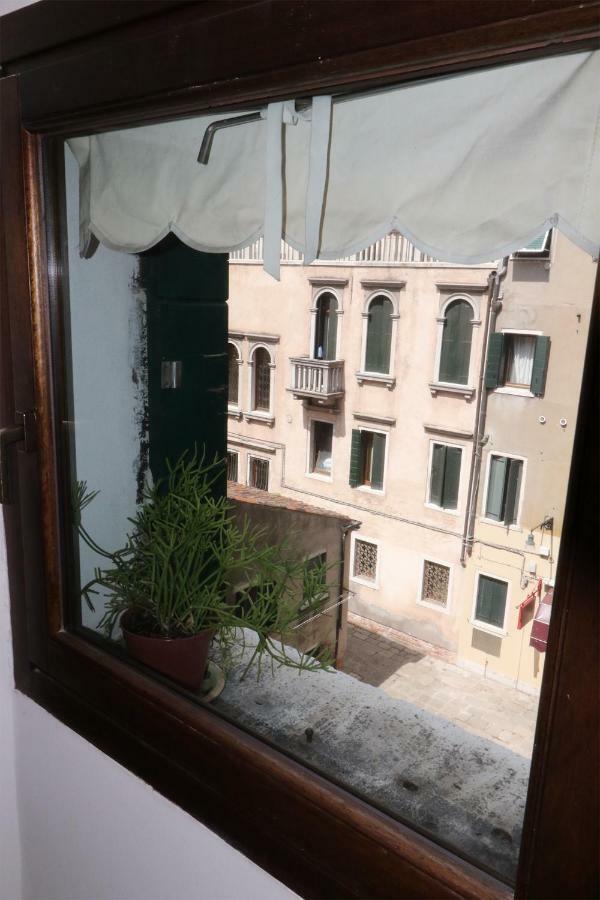 Al Mezzanino, Palazzo Torniello Apartment Veneţia Exterior foto