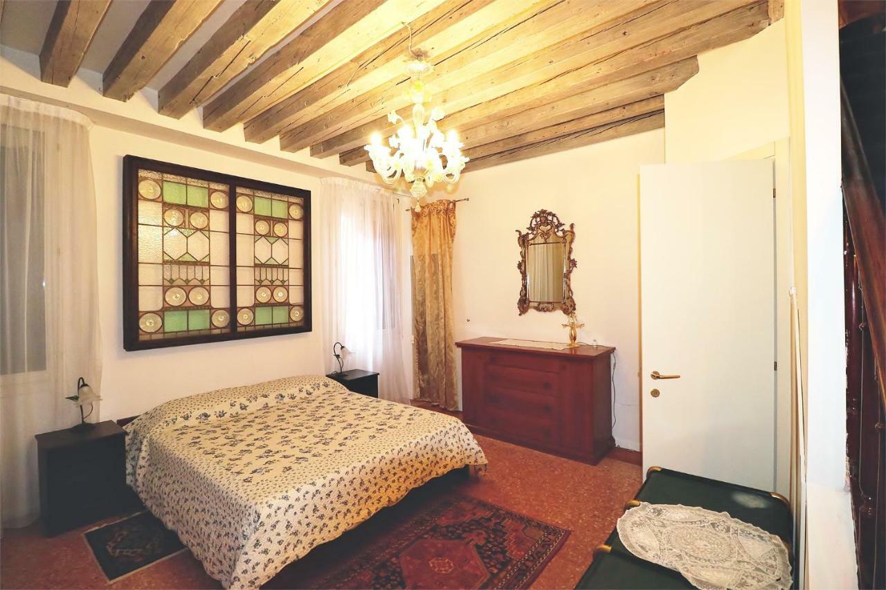 Al Mezzanino, Palazzo Torniello Apartment Veneţia Exterior foto